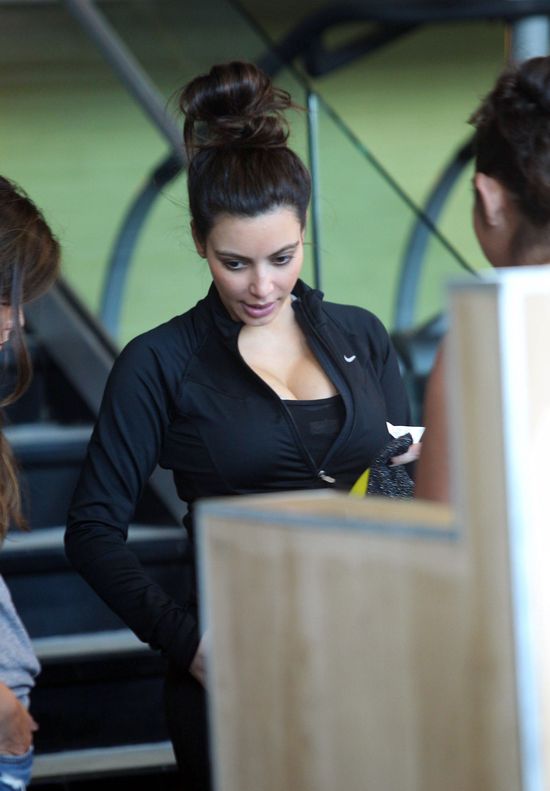 Pupa Kim Kardashian wita nowy dzień (FOTO)