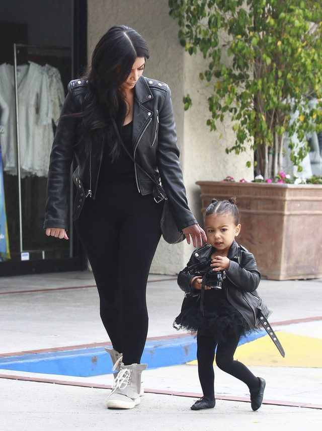 North West i Penelope Disick idą na lekcję baletu DUŻO ZDJĘĆ