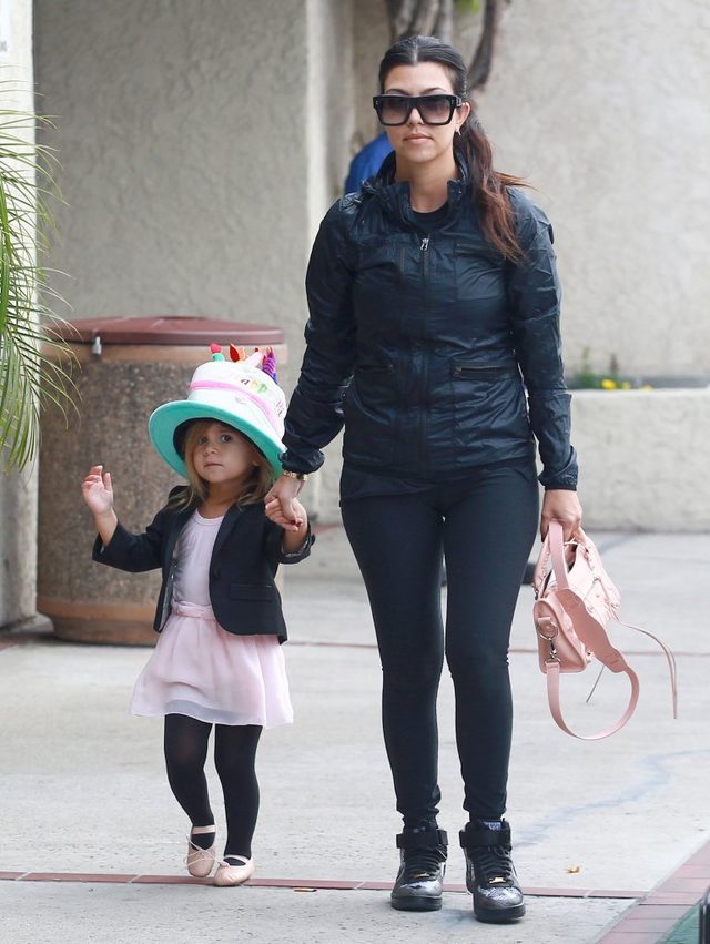 North West i Penelope Disick idą na lekcję baletu DUŻO ZDJĘĆ