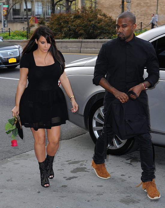 Romantyczne wyjście Kim Kardashian i Kanye Westa (FOTO) Romantyczne wyjście Kim Kardashian i Kanye Westa (FOTO)