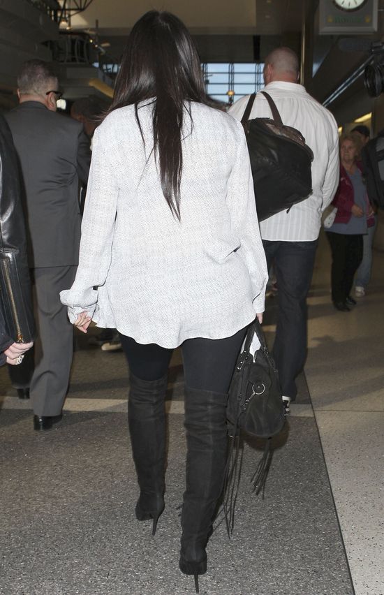 Kim Kardasdhian leci do Nigerii (FOTO)