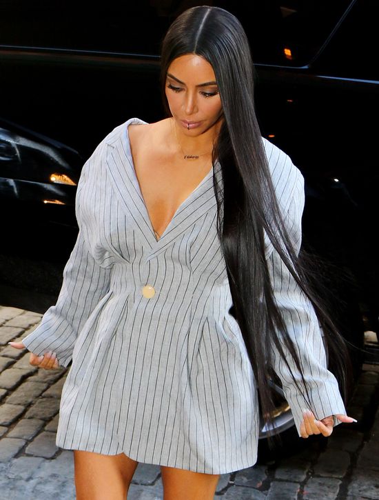 Ten film z napadu na Kim Kardashian tłumaczy WSZYSTKO!