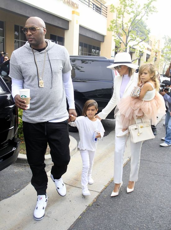 Lamar Odom ponownie odwiedza domy publiczne! Chce zapomnieć o Khloe Kardashian?