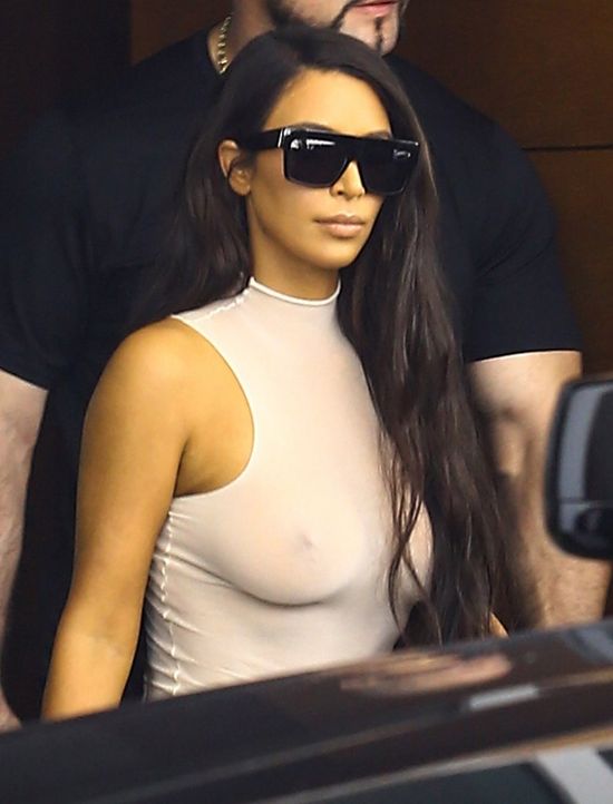 Kim Kardashian wróciła na Instagram?! Zrobiła to w bardzo ORYGINALNY sposób Kim Kardashian wróciła na Instagram?! Zrobiła to w bardzo ORYGINALNY sposób