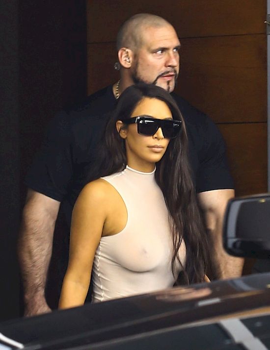 Czy Kim Kardashian porzuciła Kanye Westa?! Czy Kim Kardashian porzuciła Kanye Westa?!