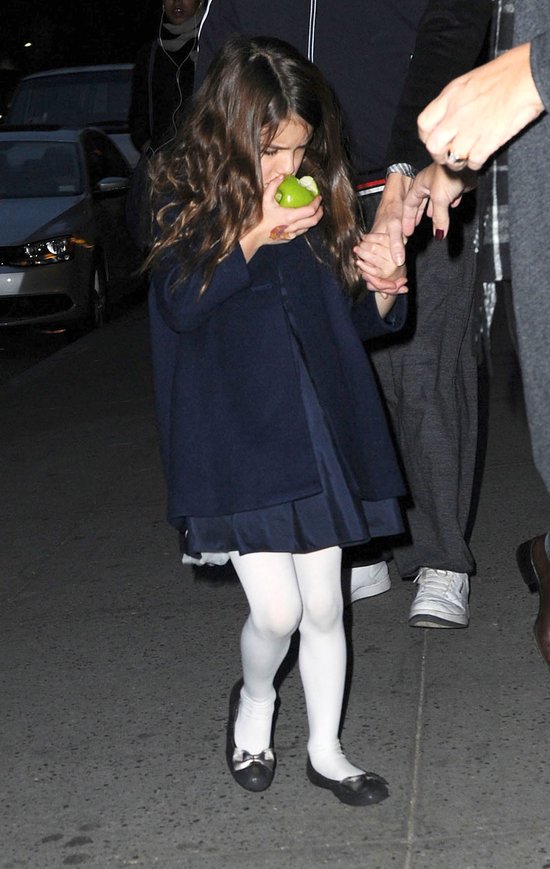 Wieczorne rozrywki Katie Holmes i Suri Cruise (FOTO)