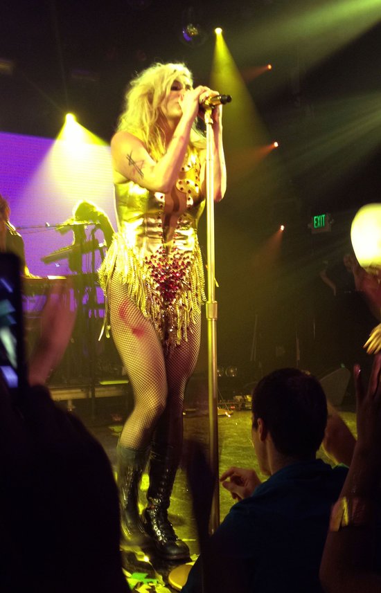 Pozwolilibyście jej reklamować Wasz produkt? (FOTO)