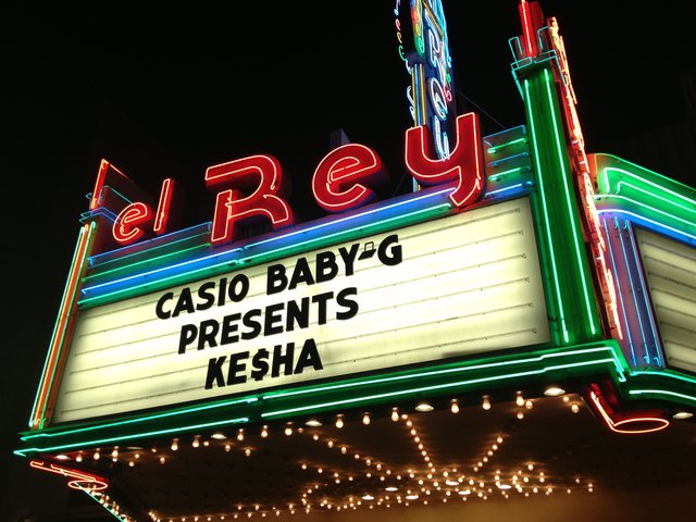 Pozwolilibyście jej reklamować Wasz produkt? (FOTO)