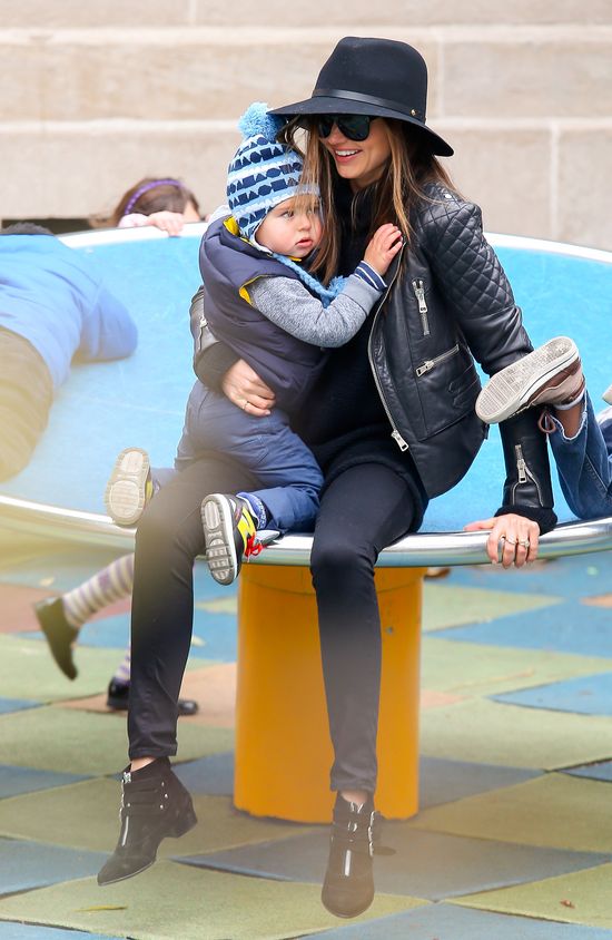 Nawet Miranda Kerr chadza na ustawki (FOTO)