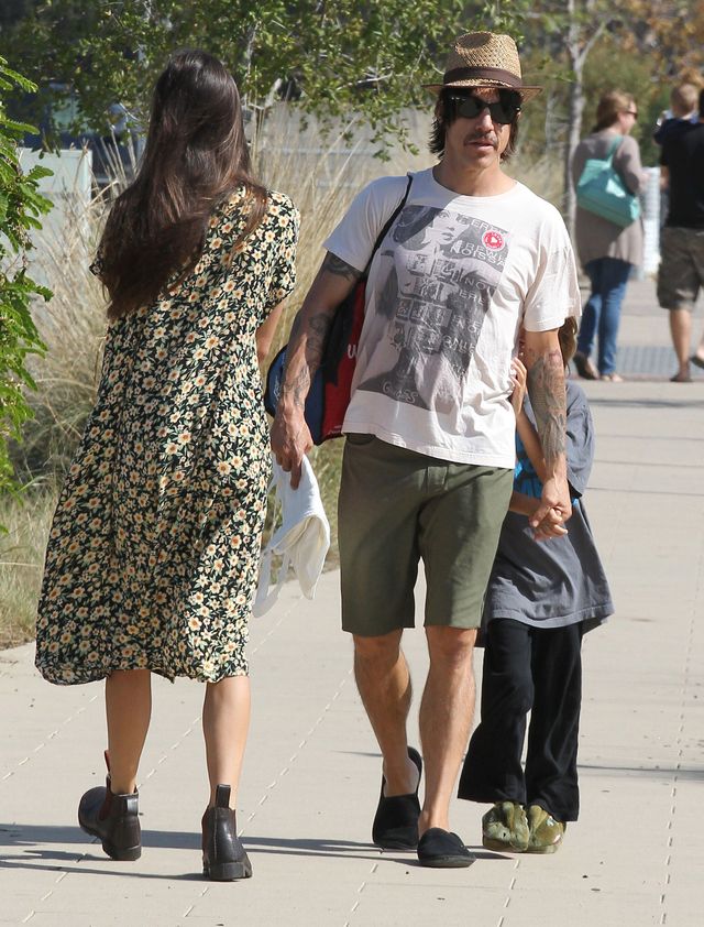 Anthony Kiedis z partnerką i synem (FOTO)