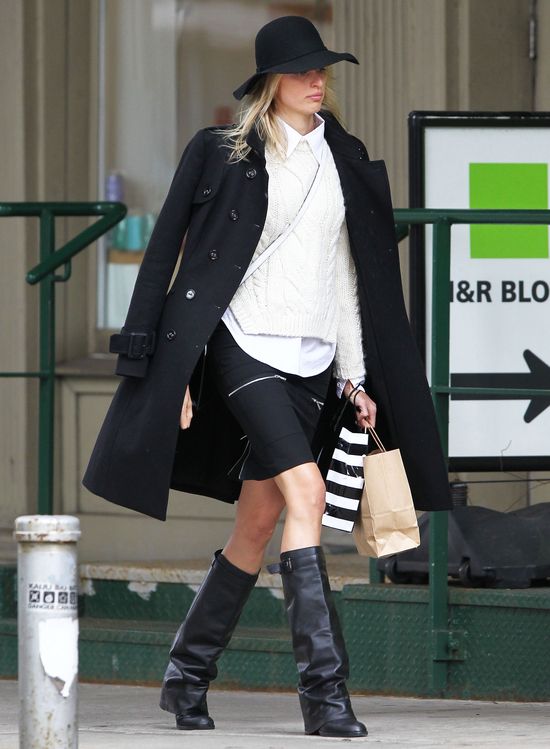 Karolina Kurkova jest modna nie tylko na wybiegu (FOTO)