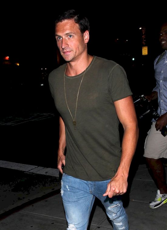 Brutalny atak na uczestnika Tańca z Gwiazdami... na wizji! (VIDEO)