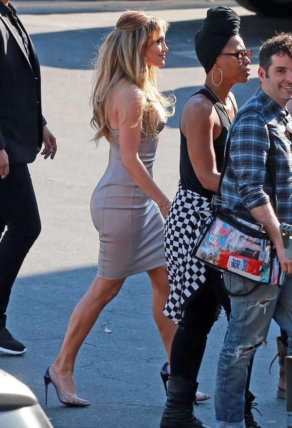 Czy to jeszcze Lopez czy już drag queen? (FOTO)