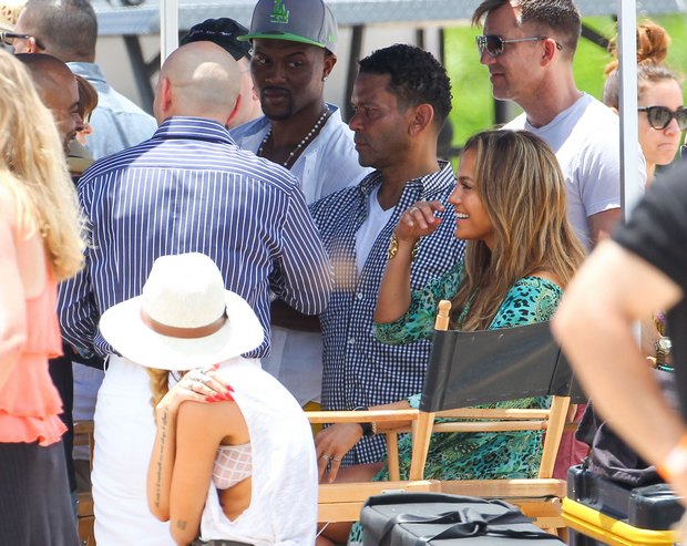 Jennifer Lopez podczas kręcenia nowego teledysku (FOTO)