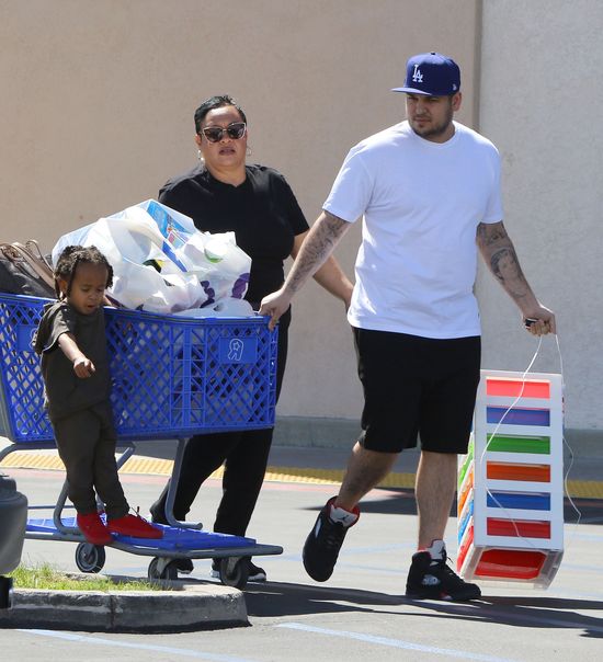 Rob Kardashian na zakupach... z synem Tygi