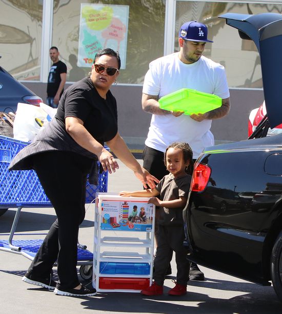 Rob Kardashian na zakupach... z synem Tygi