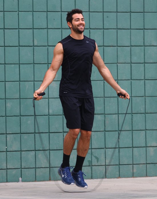 Jesse Metcalfe coraz przystojniejszy (FOTO)