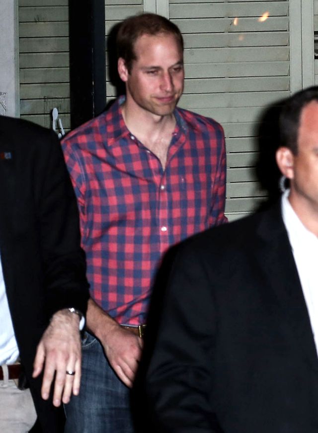 Williamie, Harry! Gdzie się podziały Wasze maniery? (FOTO) Williamie, Harry! Gdzie się podziały Wasze maniery? (FOTO)