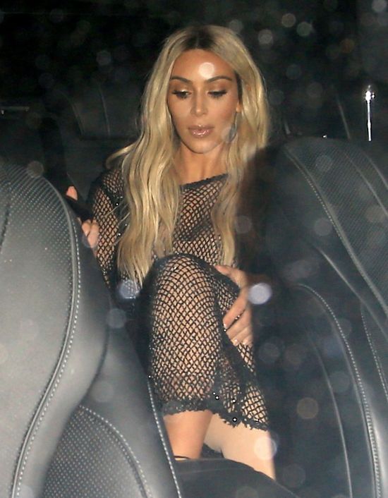Kim Kardashian znowu jest blondynką. Znowu jej nie do twarzy (FOTO)