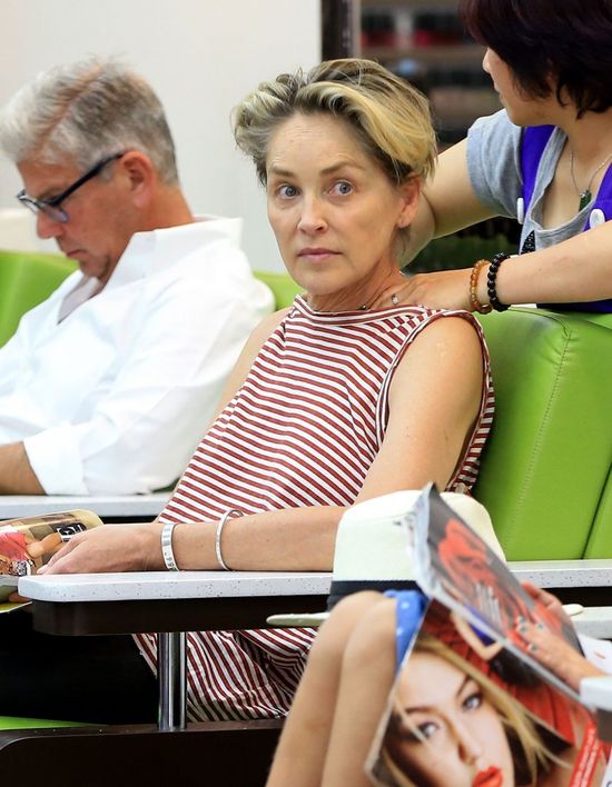 Co za figura! 58-letnia Sharon Stone zachwyca swoją sylwetką w bikini (FOTO) Co za figura! 58-letnia Sharon Stone zachwyca swoją sylwetką w bikini (FOTO)