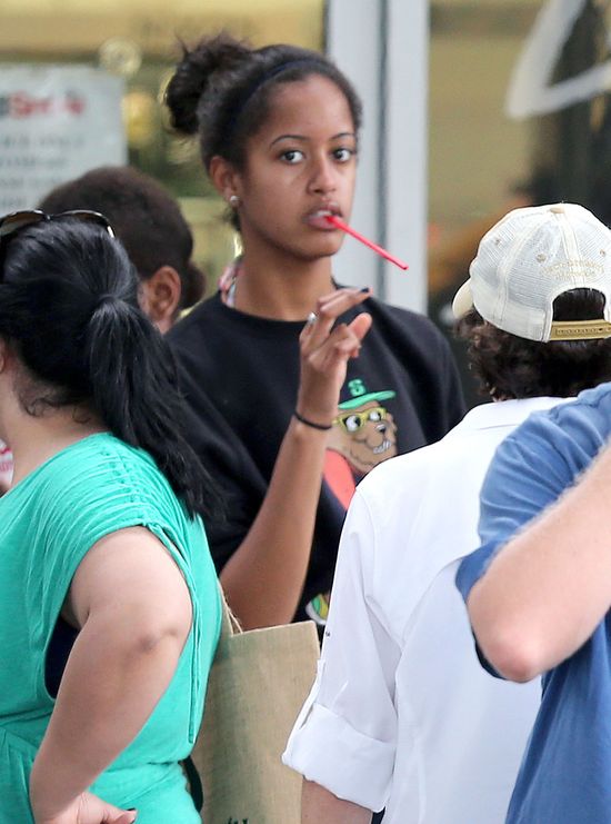 14-letnia Malia Obama już wzbudza zainteresowanie paparazzic 14-letnia Malia Obama już wzbudza zainteresowanie paparazzic