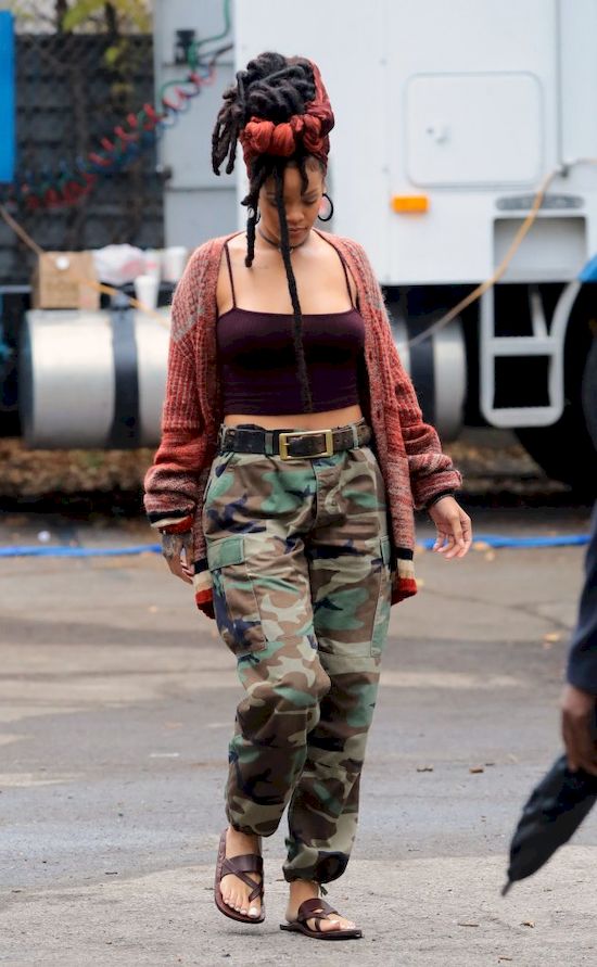 Wow! Rihanna idzie w ślady... Boba Marleya?