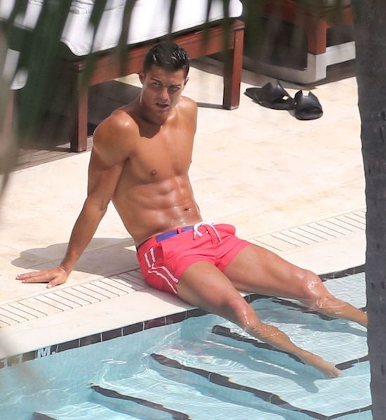 Cristiano Ronaldo spotyka się z była miss Hiszpanii! Cristiano Ronaldo spotyka się z była miss Hiszpanii!