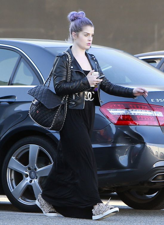 Kelly Osbourne już wróciła z wojaży po Europie (FOTO) Kelly Osbourne już wróciła z wojaży po Europie (FOTO)