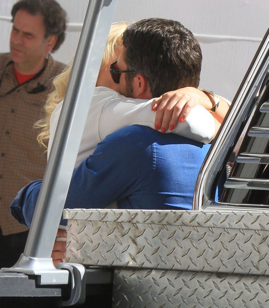 Z kim tak namiętnie całuje się Cameron Diaz? (FOTO)