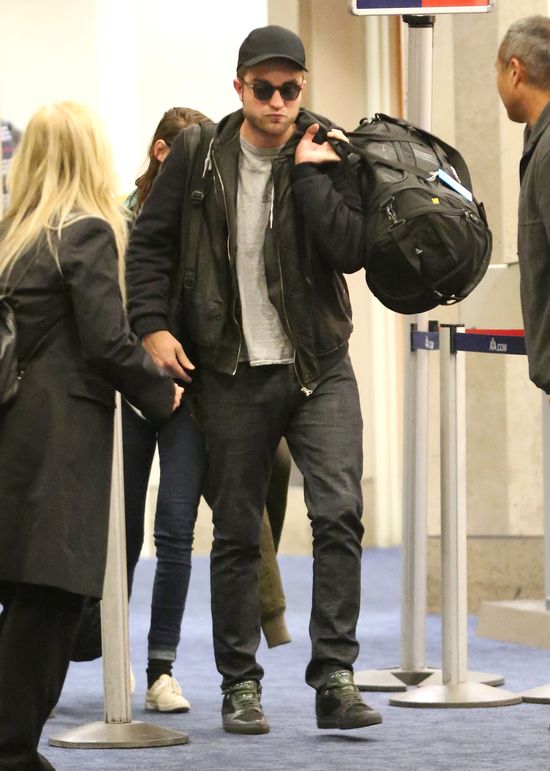 Kristen Stewart - Robert wrócił, ona przestała się malować Kristen Stewart - Robert wrócił, ona przestała się malować