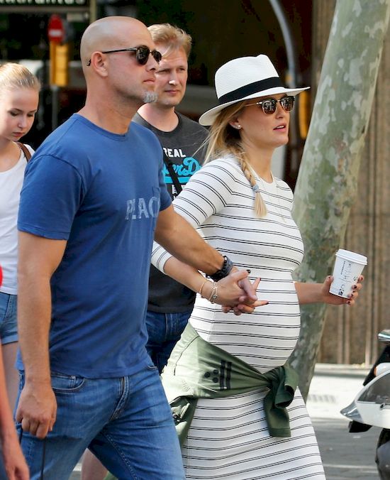 Bar Refaeli urodziła! Ma chłopczyka, czy dziewczynkę? Bar Refaeli urodziła! Ma chłopczyka, czy dziewczynkę?