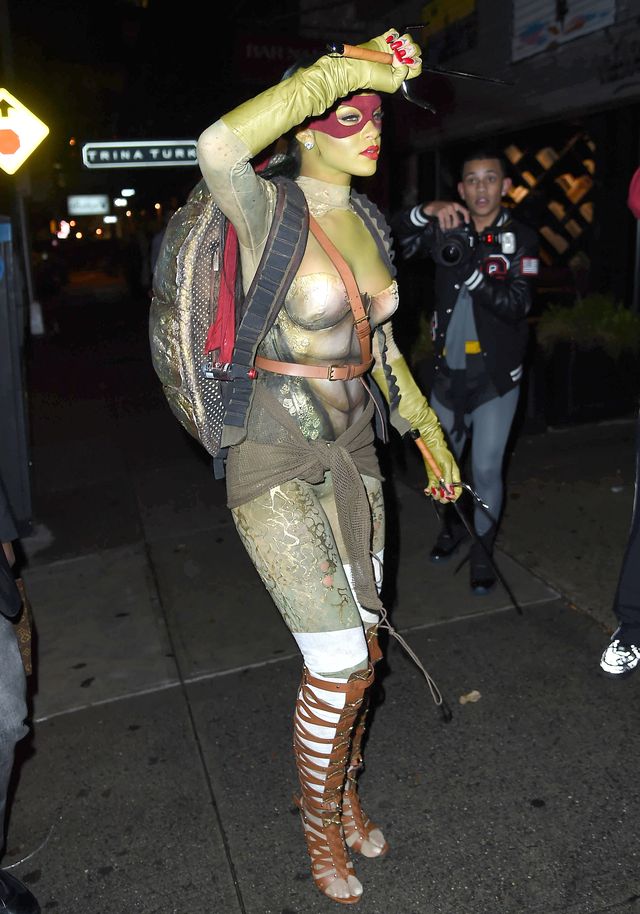 Rihanna podpadła PETA. I nie poszło o kostium żółwia (FOTO)