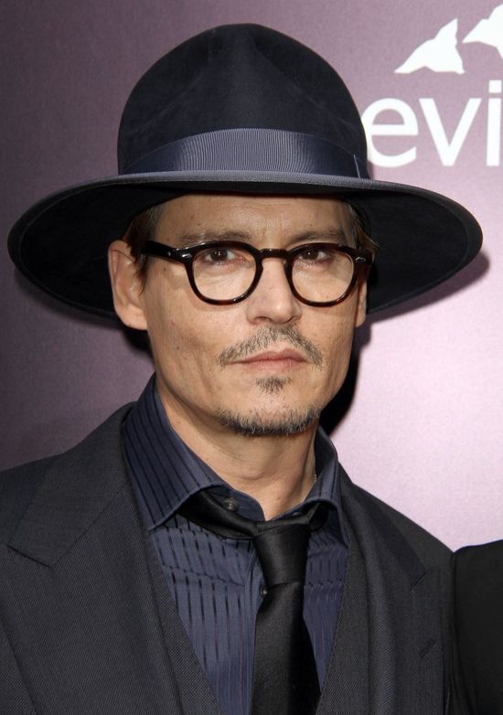 Asystent Johnny'egp Deppa oskarża Amber Heard: Te SMS-y to kłamstwo!