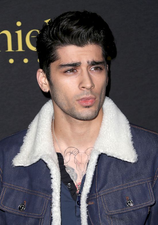 Zayn Malik trafił na WÓZEK INWALIDZKI! (FOTO)