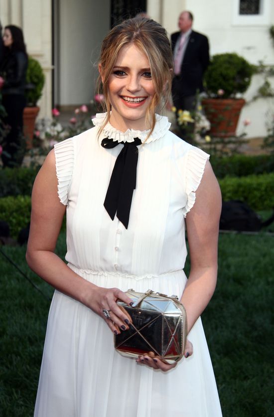 Mischa Barton dalej potrafi błyszczeć na czerwonym dywanie