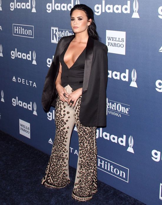 Demi Lovato wystąpiła u Hillary Clinton: Żyję z chorobą psychiczną, ale...