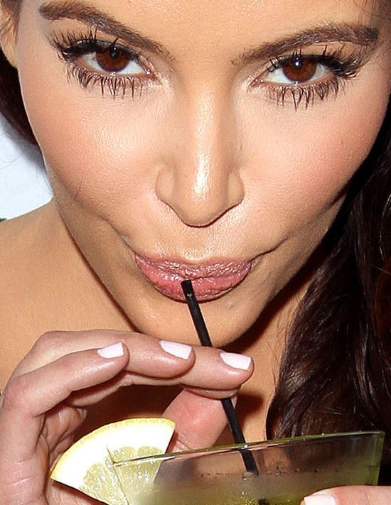  Tym razem Kim Kardashian ubrał stylista (FOTO)