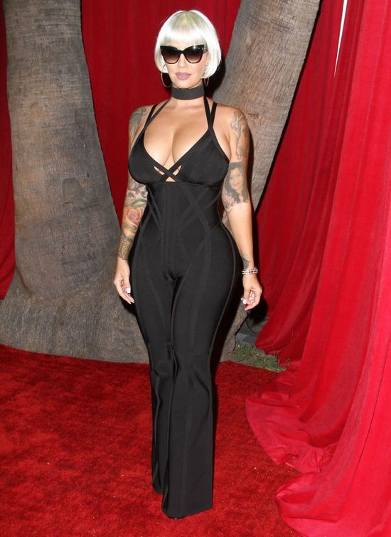 Co za zmiana! Amber Rose w takich włosach wygląda... obłędnie! (FOTO) Co za zmiana! Amber Rose w takich włosach wygląda... obłędnie! (FOTO)