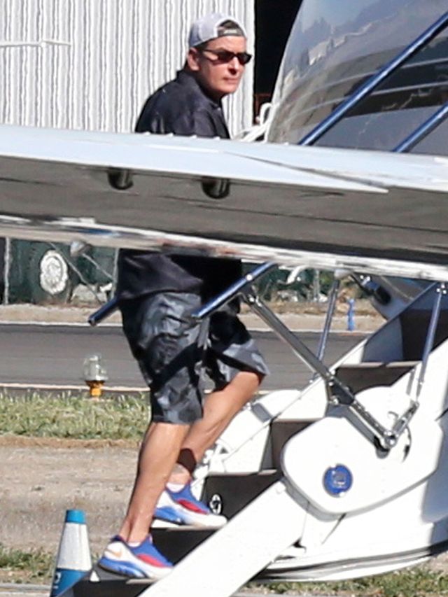 Brett Rossi, narzeczone Sheena, opowiada o ślubie