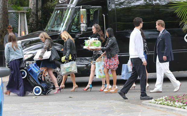 Kto pojawił się na baby-shower u Jessiki Simpson? (FOTO)