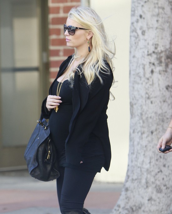 Jessica Simpson urodzi syna!