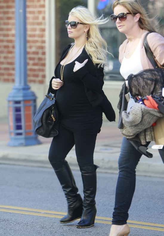 Jessica Simpson urodzi syna!