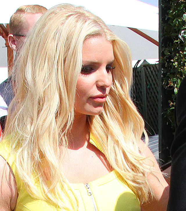 Jessica Simpson ma nową twarz! (FOTO) Jessica Simpson ma nową twarz! (FOTO)