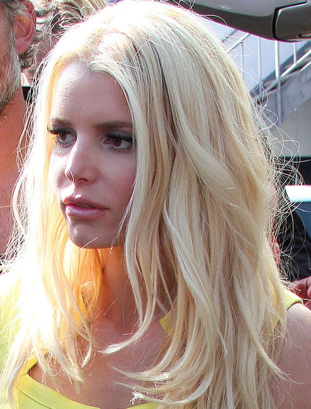 Jessica Simpson ma nową twarz! (FOTO) Jessica Simpson ma nową twarz! (FOTO)