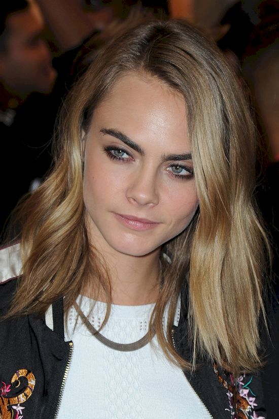 Cara Delevingne jest ŁYSA! Zobacz szokującą metamorfozę!