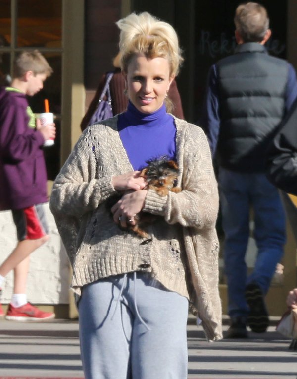 Britney Spears zabrała synów do kawiarni (FOTO)