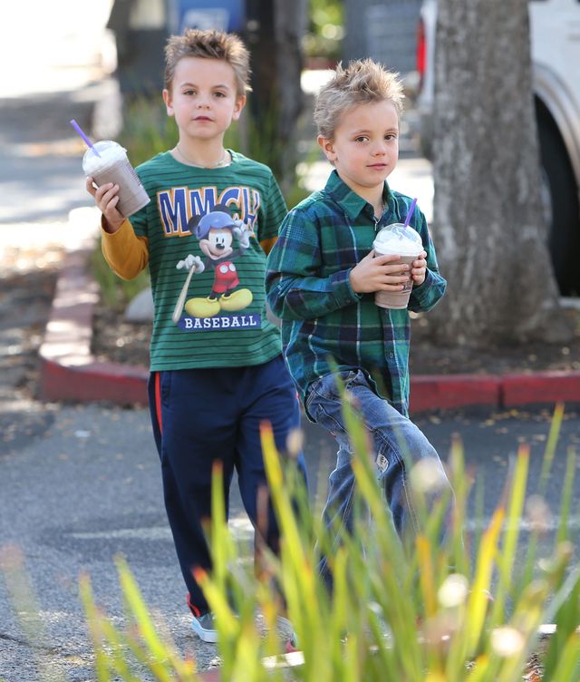 Britney Spears - zwykły dzień z dziećmi (FOTO) Britney Spears - zwykły dzień z dziećmi (FOTO)