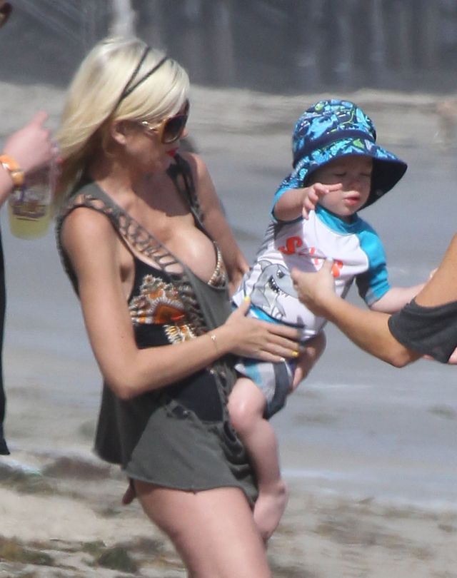 Ma czworo dzieci i wciąż chce uwodzić (FOTO)