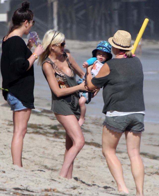 Ma czworo dzieci i wciąż chce uwodzić (FOTO)