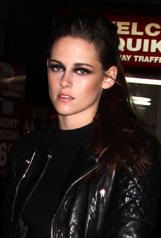 Kristen Stewart jako królowa nocy (FOTO) Kristen Stewart jako królowa nocy (FOTO)